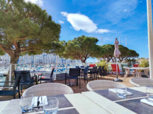 Restaurant hôtel Piscine demi pension bar cocktail